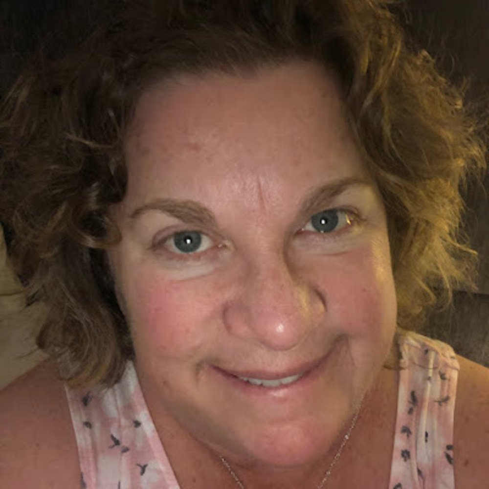 Meet your Posher, Carla